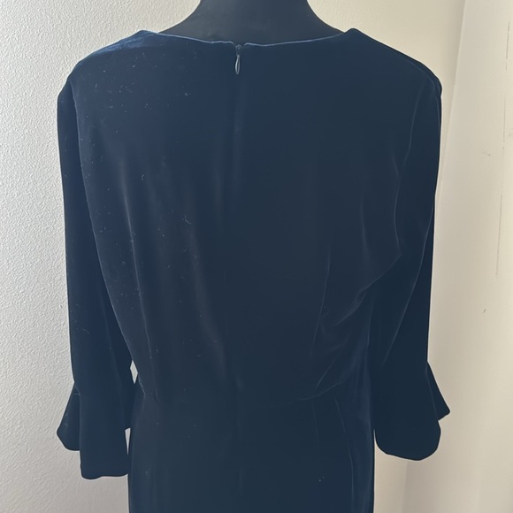 Donna Morgan Midnight Blue Velvet Dress - Picture 8 of 11